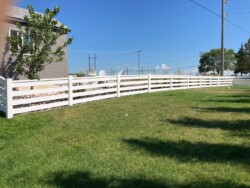 4' Ranch Rail with Cap