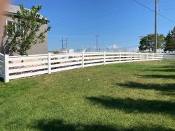 4' Ranch Rail with Cap
